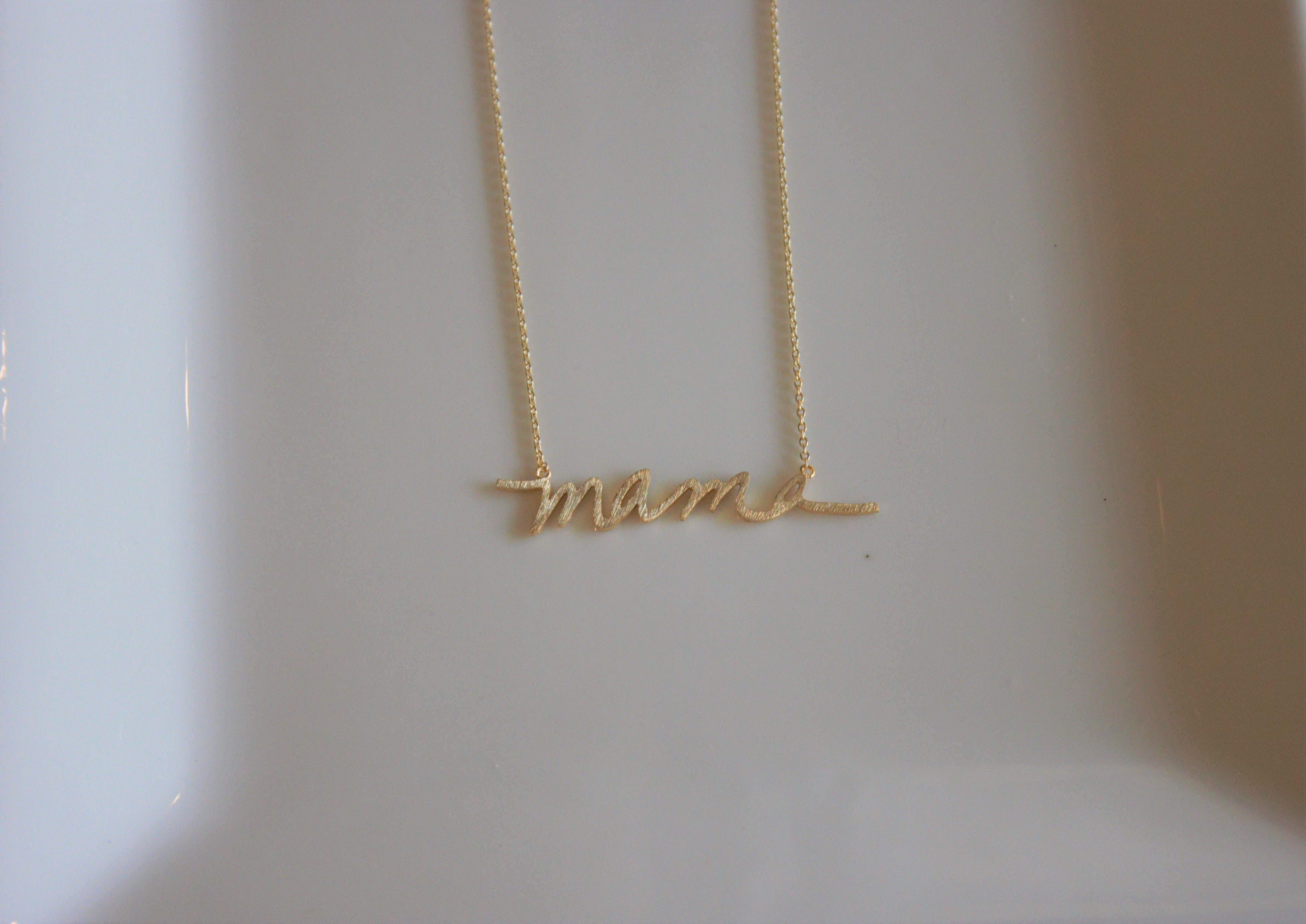 Mama Necklace